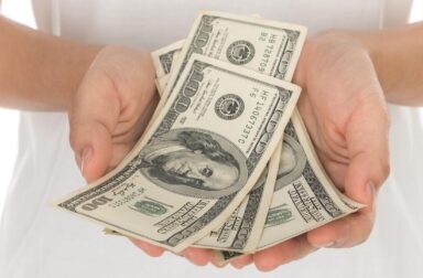 Доллары не берут